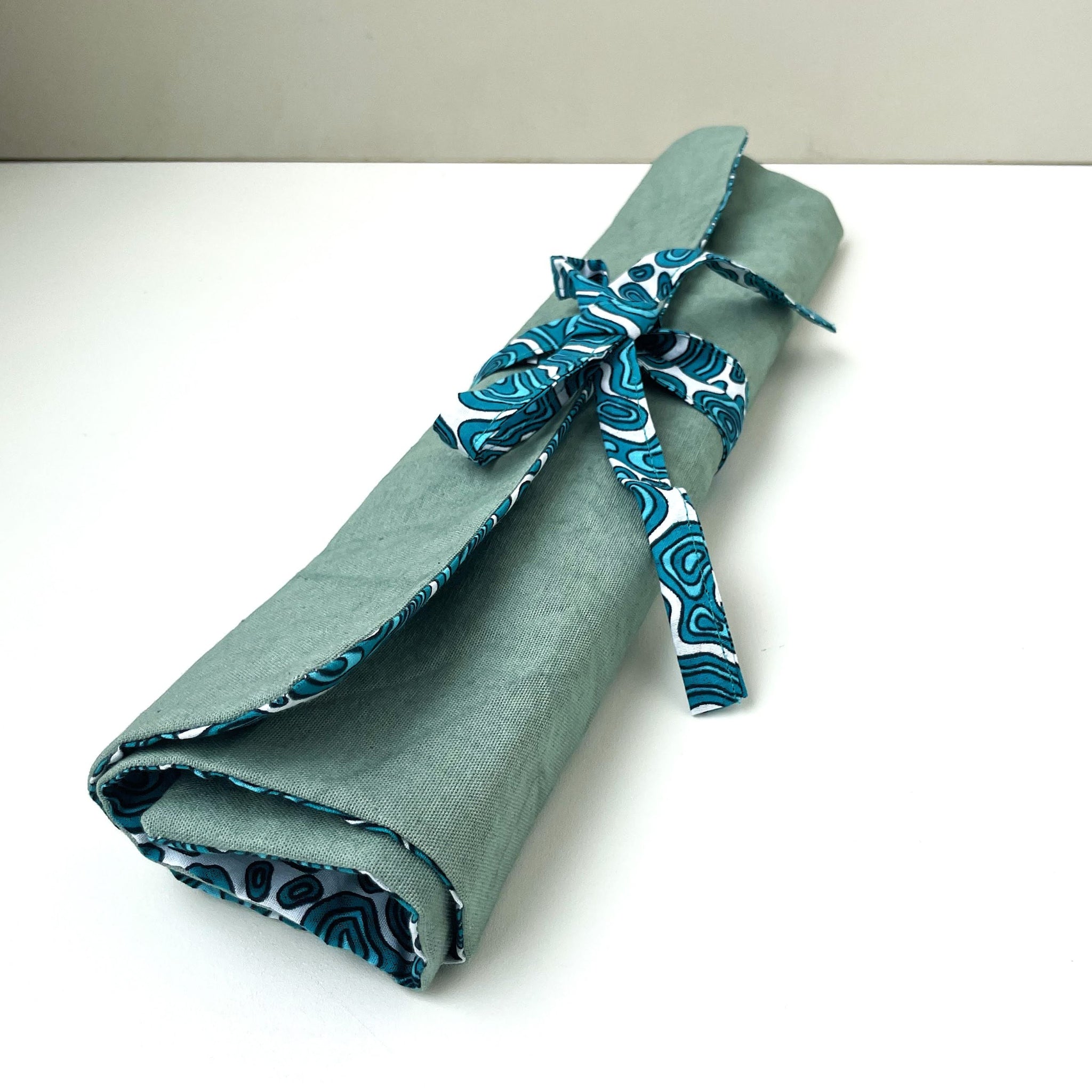Bottle Cap Checker Board - Kenyan materials and design for a fair trade social enterprise
