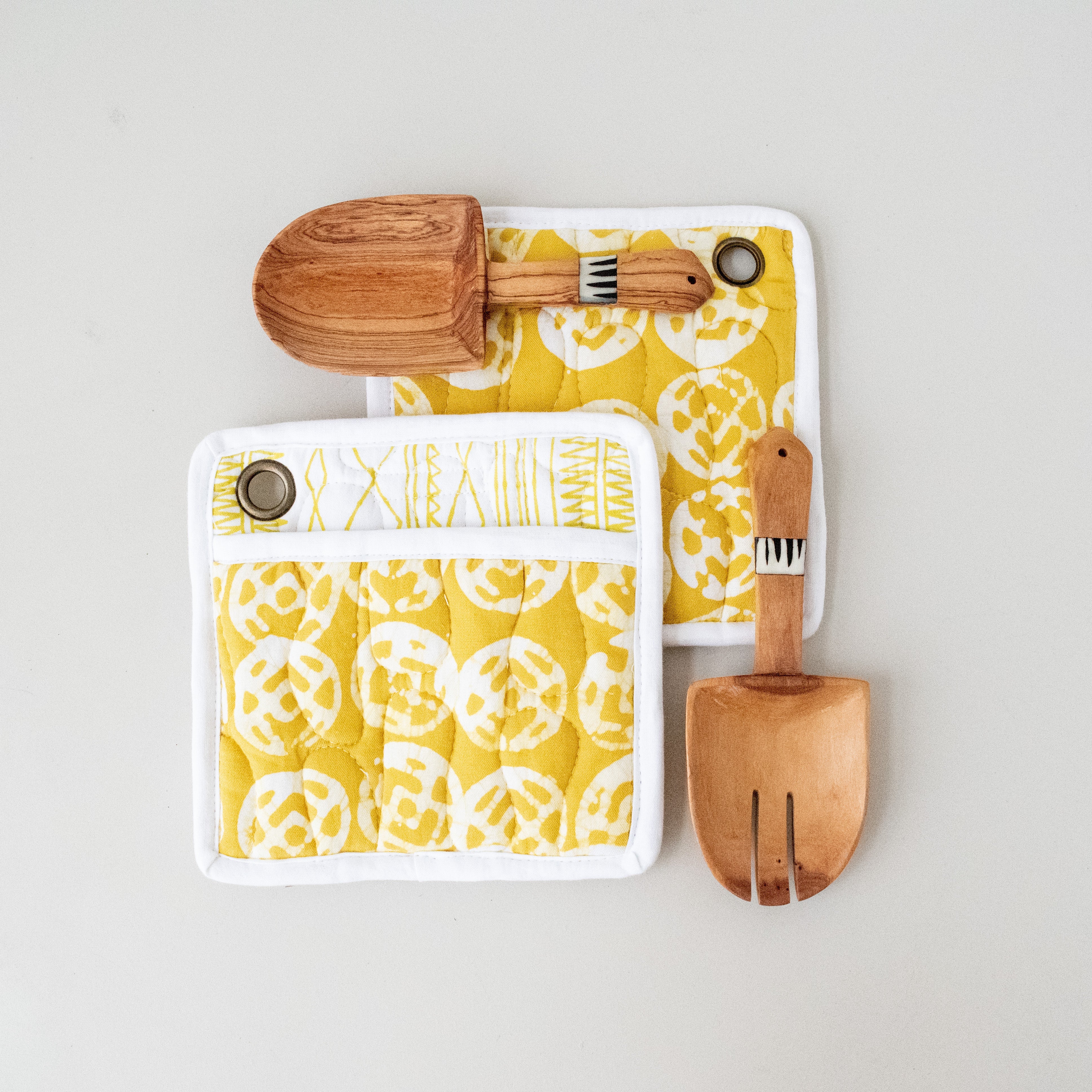 Hot Pad & Spoon Set | Batik - Kenyan materials and design for a fair trade boutique