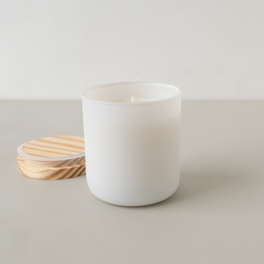 Amani ya Juu Soy Candle - Amani ya Juu