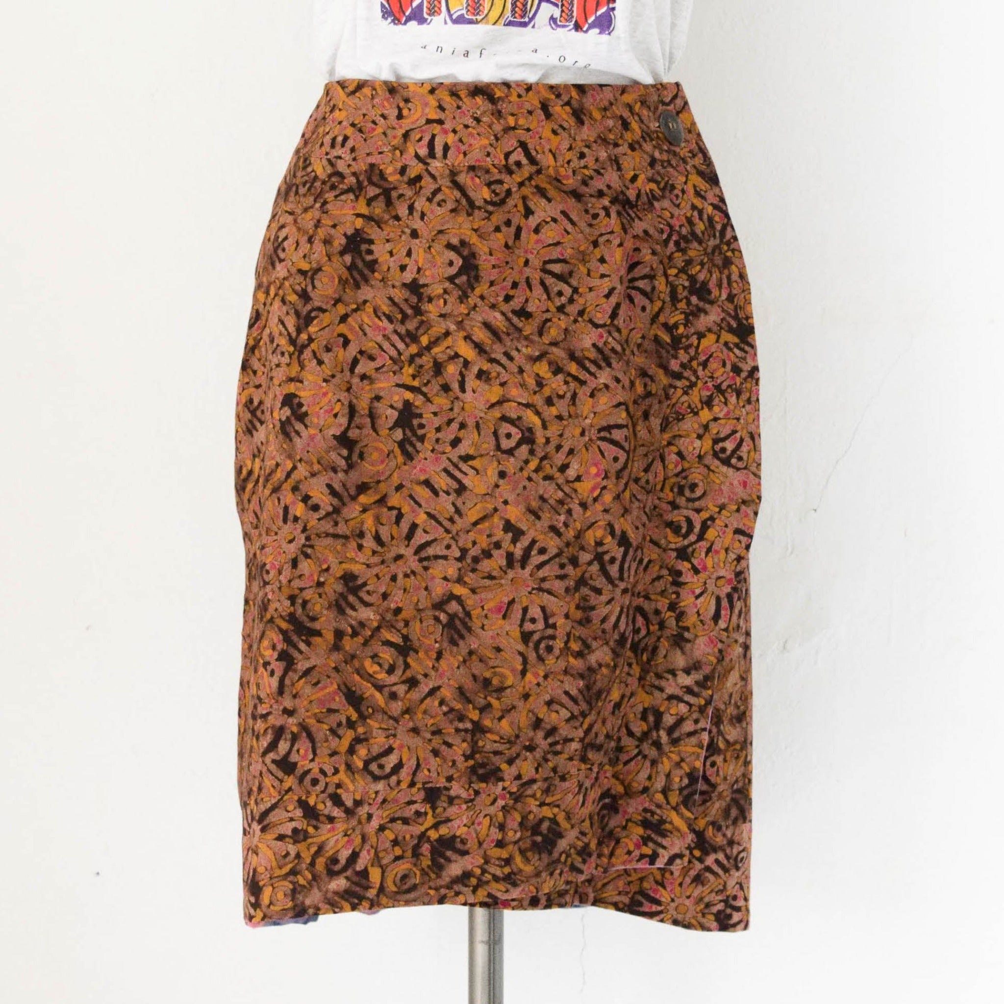 Pamba Reversible Wrap - Kenyan materials and design for a fair trade social enterprise