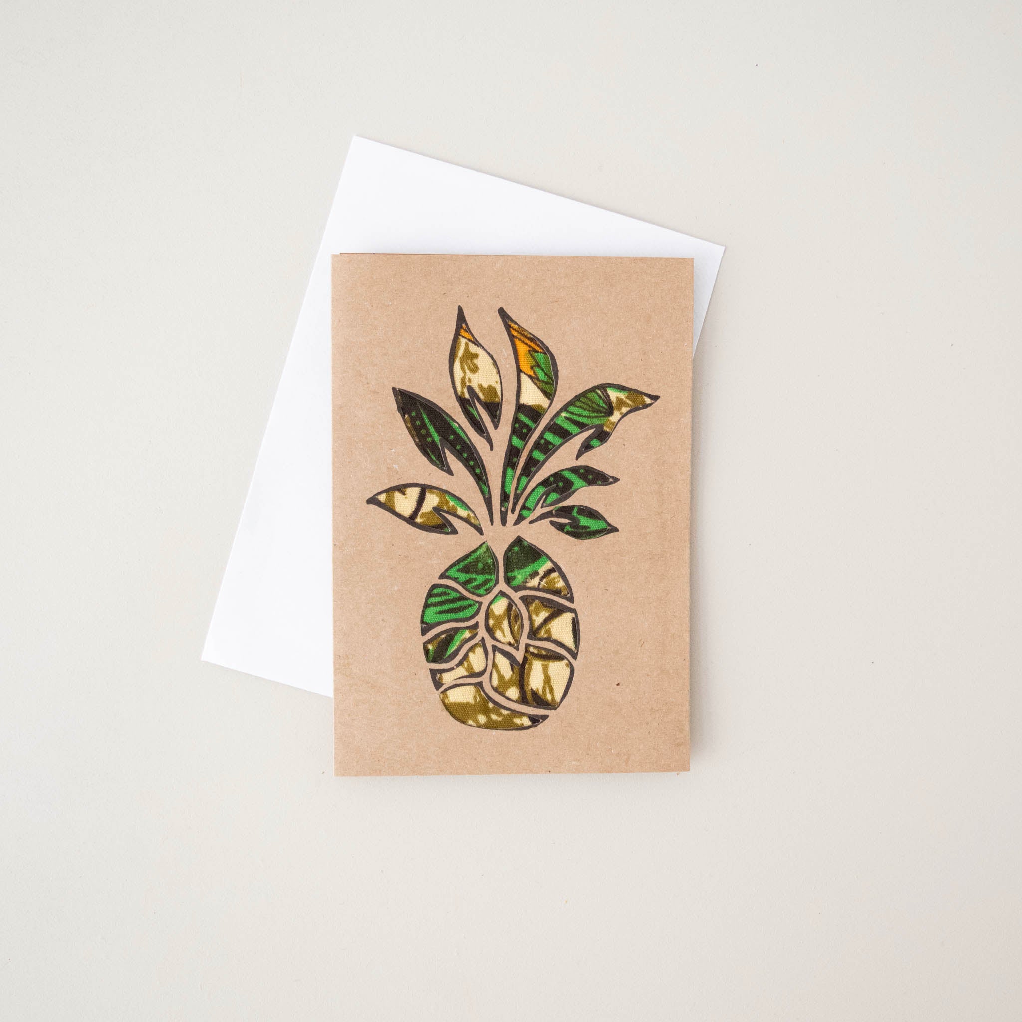 Pineapple Card - Amani ya Juu