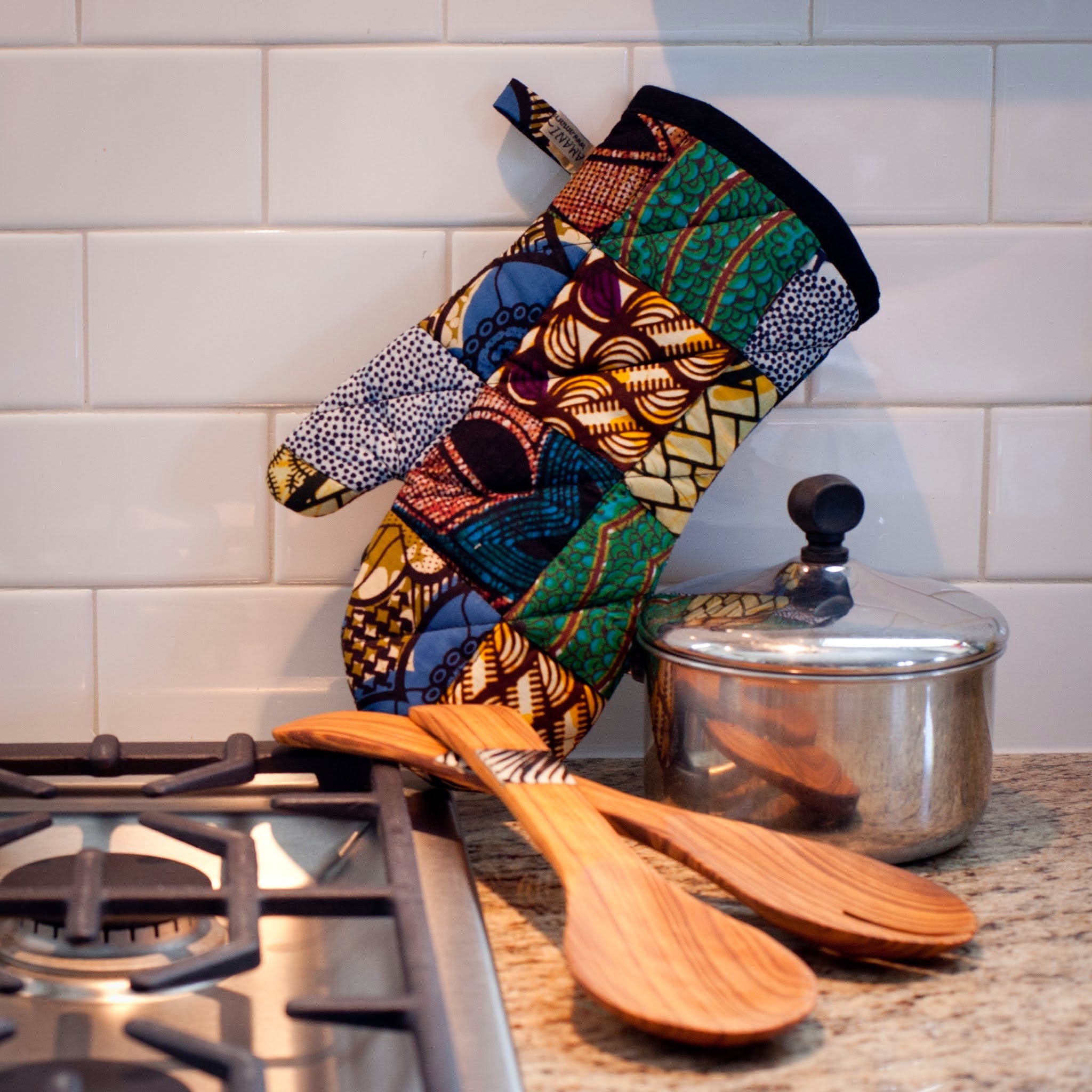 Original Patch Oven Glove & Spoon Set - Kenyan and Ugandan materials and design for a fair trade social enterprise