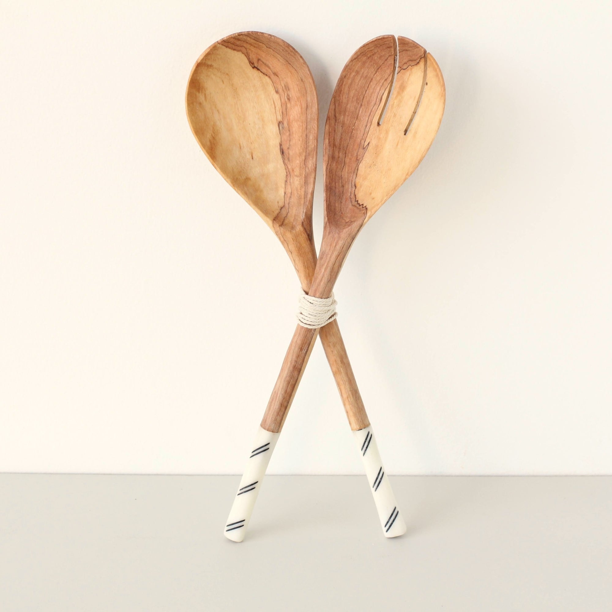 Bone Handle Spoon Set - Amani ya Juu