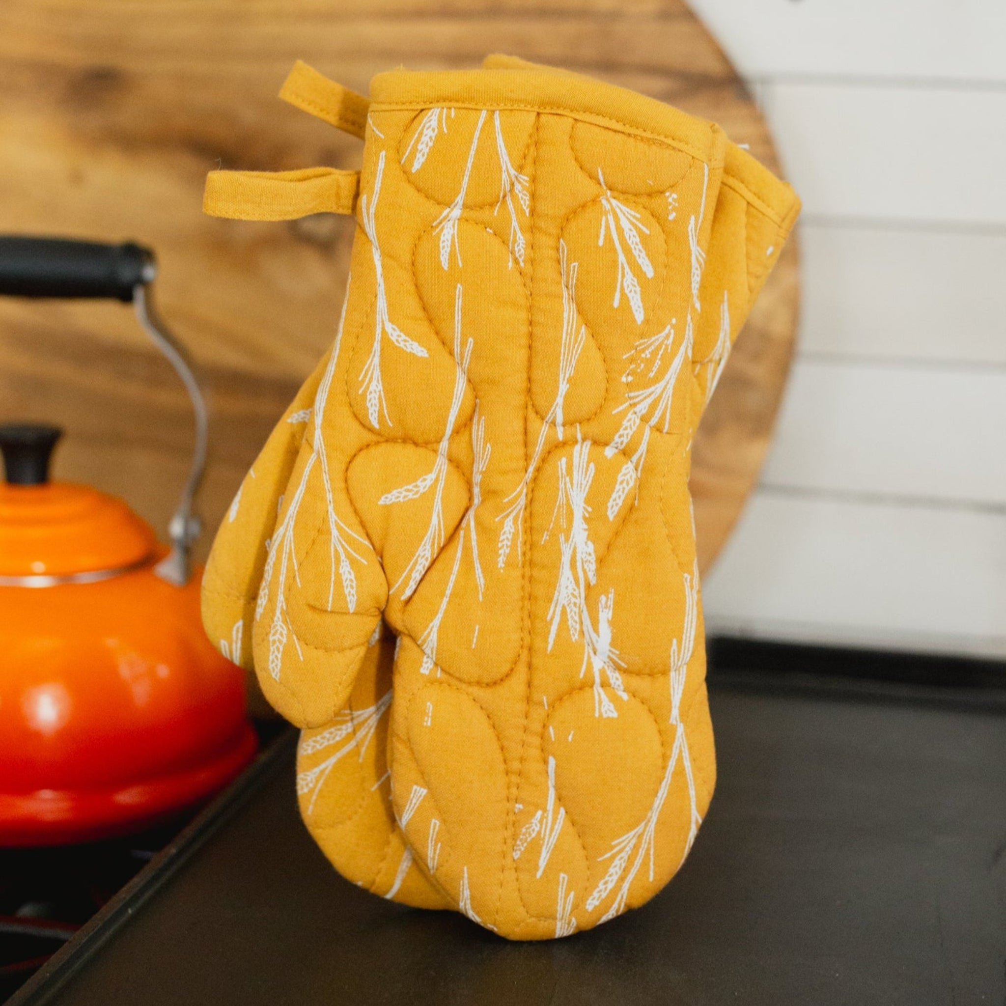 Oven Mitts Set- Kenyan materials and design for a fair trade social enterprise