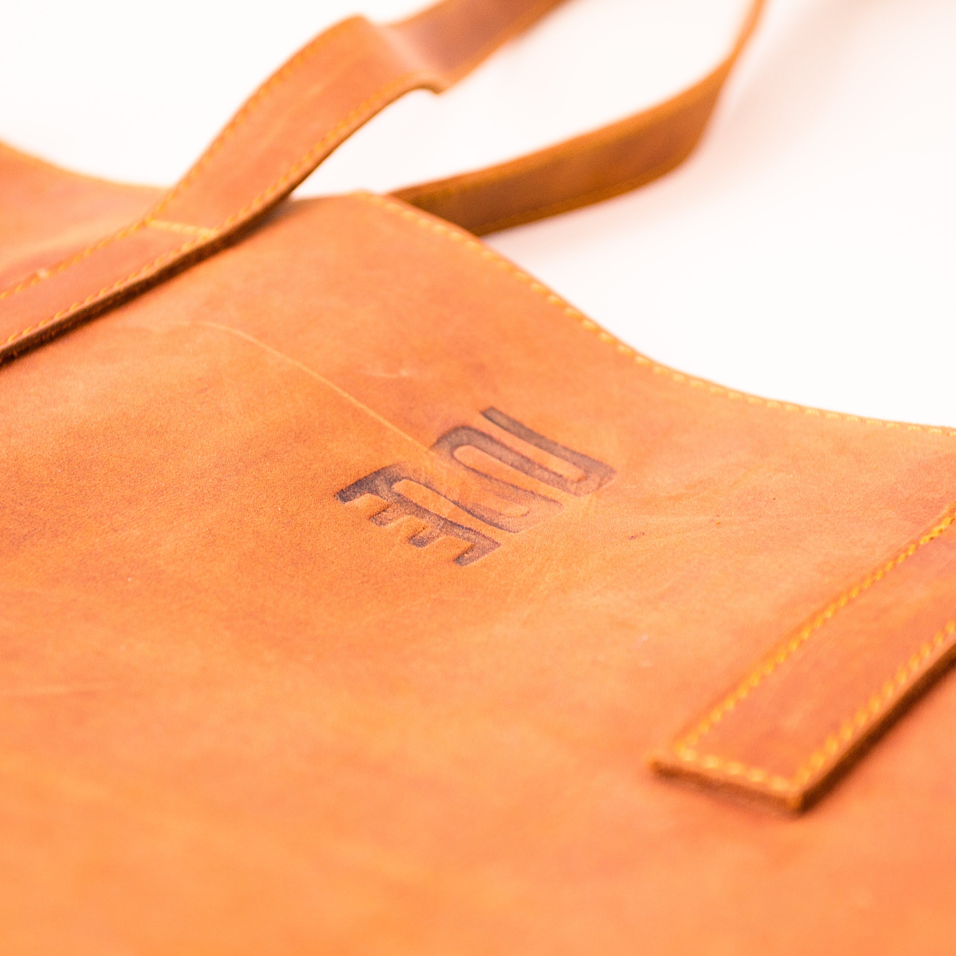 Tamaduni Leather Bag - Amani ya Juu