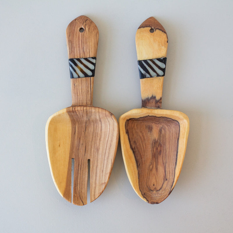 Pie mitt and spoon set - handmade by the Amani women in Kenya using local Kenyan materials for a Fair Trade boutique