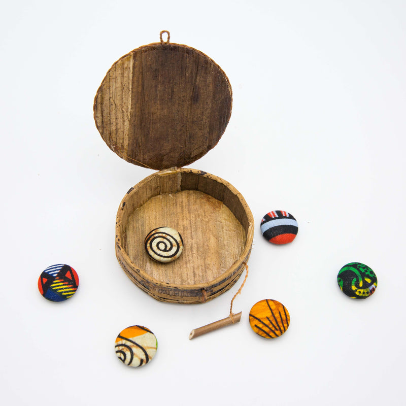 Button Magnet Set - Kenyan materials and design for a fair trade boutique